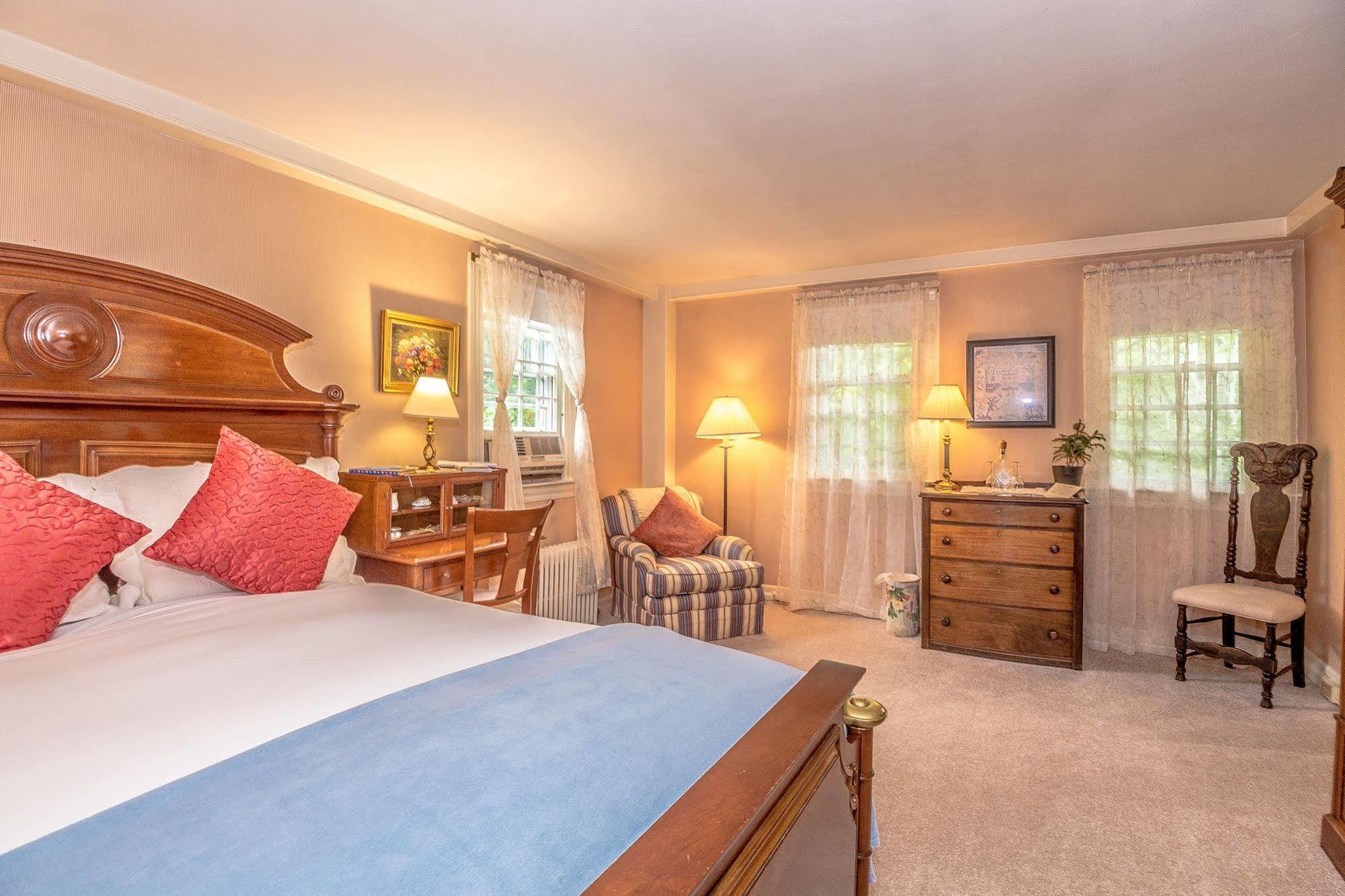 Adair Country Inn & Restaurant Литлтон Экстерьер фото